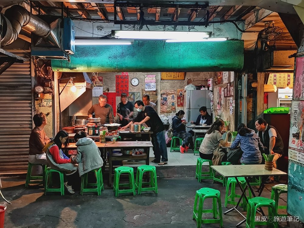 台南美食。阿江鱔魚麵│鱔魚就是要吃這一味，焦香四溢