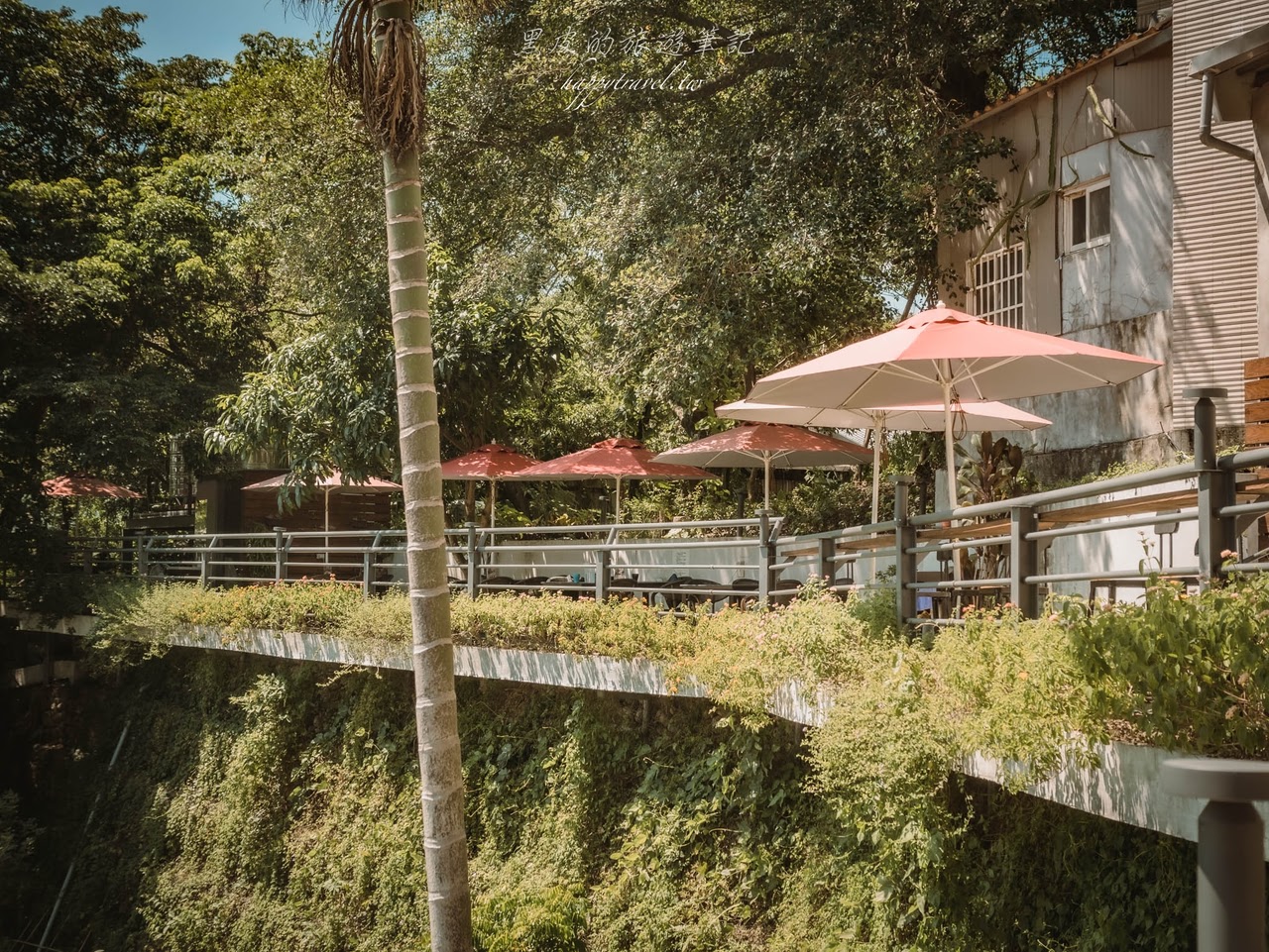 桃園景點。隱花園景觀咖啡餐廳｜神秘打卡景點，隱匿巷弄裡的觀賞夕陽絕佳咖啡廳/大溪景點/大溪咖啡廳/桃園美食
