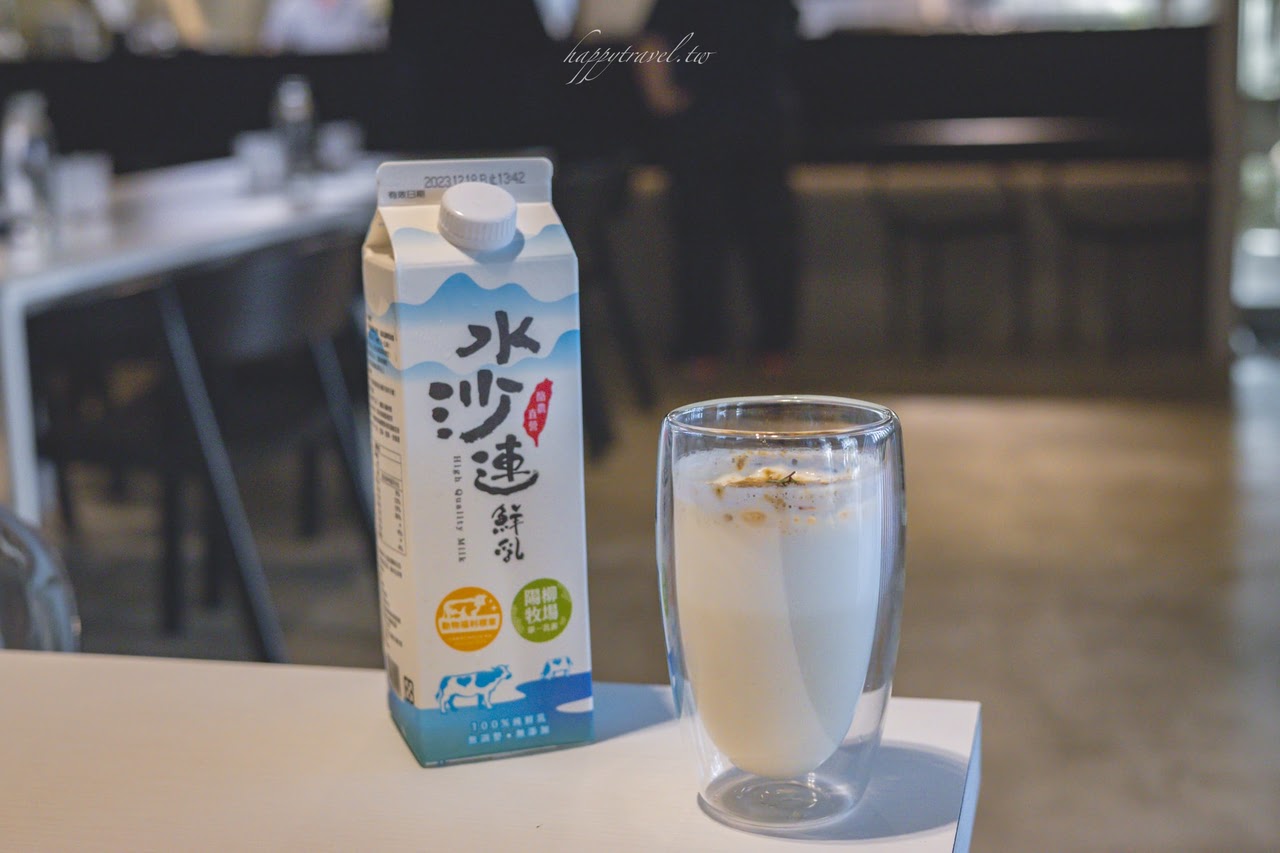 南投在地品牌。水沙連鮮乳｜全新在地鮮乳品牌，100%生乳無添加，更加濃醇香，跟著水沙連鮮乳玩南投，日月潭美食/日月潭咖啡廳